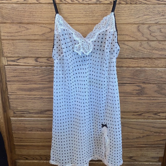 Victoria’s Secret Sheer Nude Polka Dot Slip - Picture 2 of 11